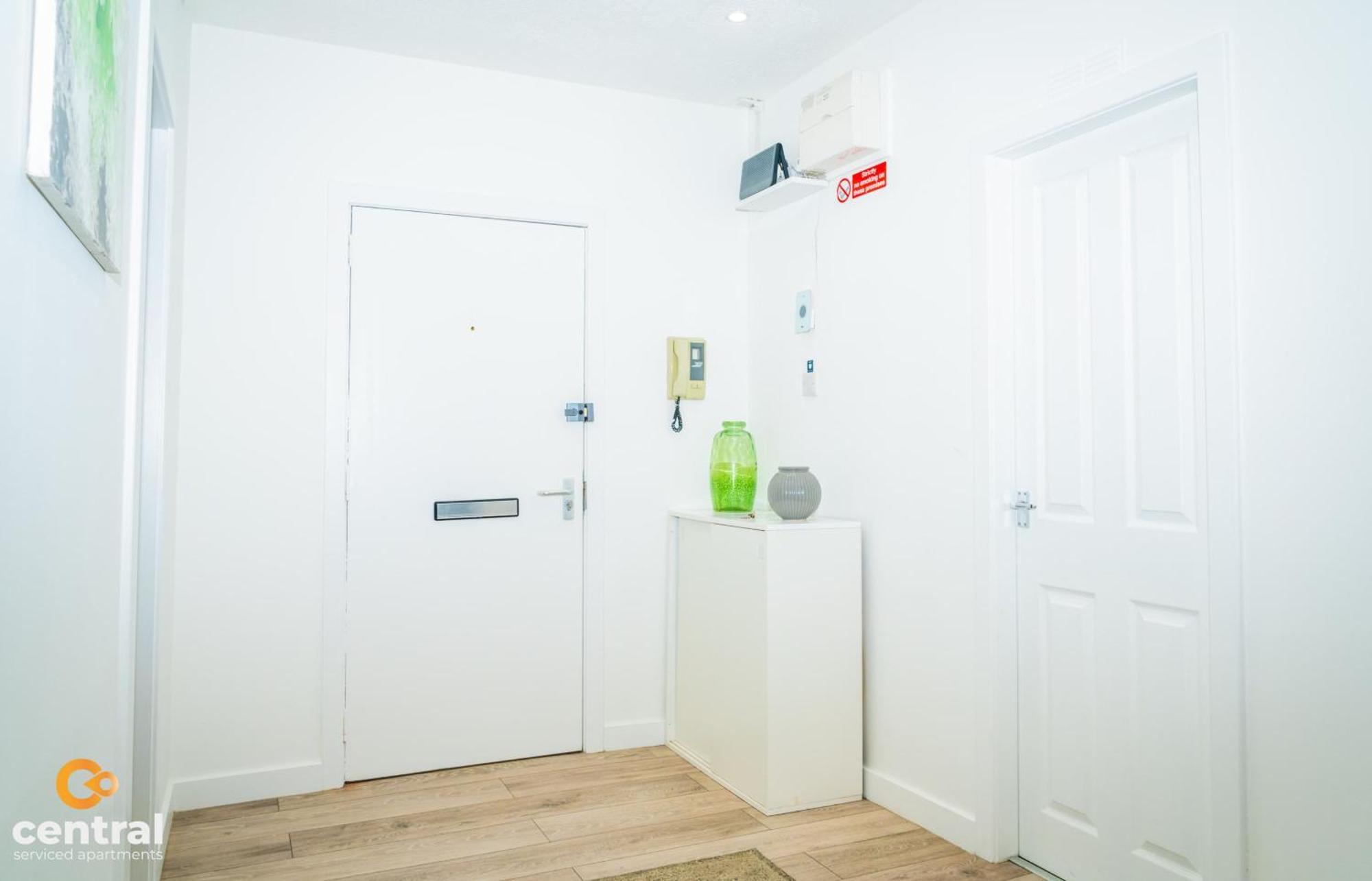 Central Serviced Apartments - 2 Bedroom - Walk Away From City Centre & Universities - Sleeps 4 - 1 X Double 2 X Single - Smart Tvs In All Rooms - Short Term Stays Welcome - Walk Away From Train & Bus Station - Preferred Location For Short Stay In Dun Dundee Luaran gambar